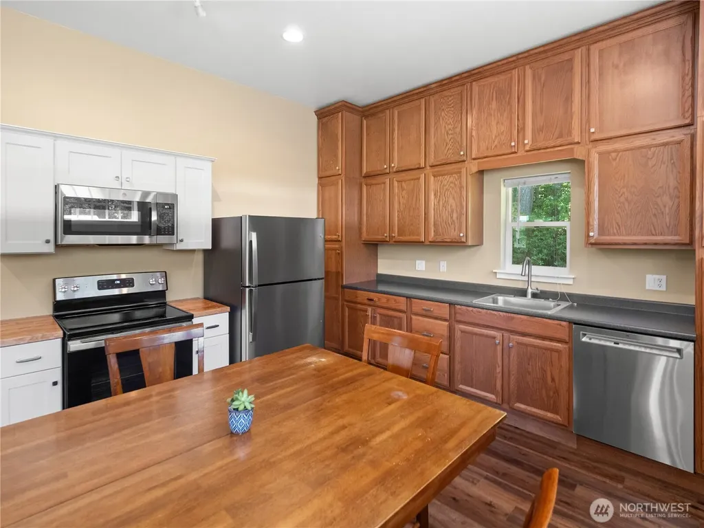 192 Skinner Road Randle WA 98377