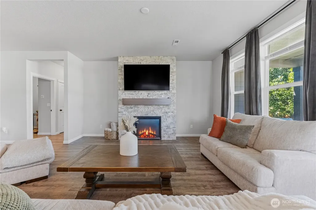 1001 Redmond Avenue Quincy WA 98848