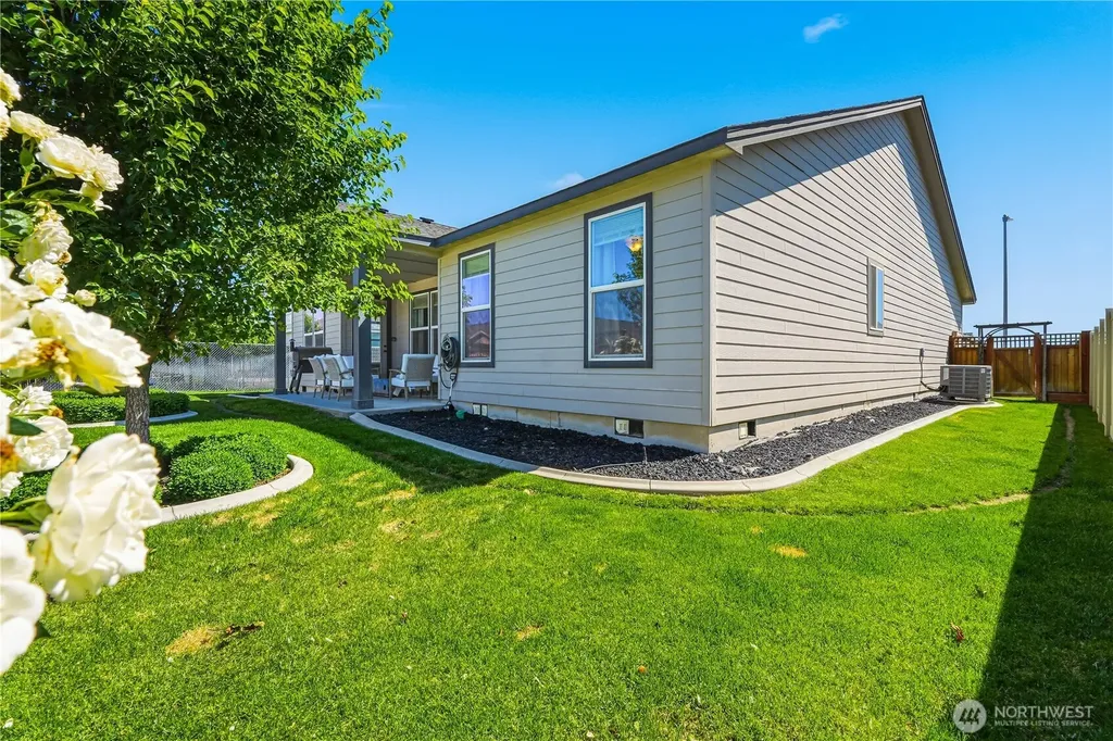 1001 Redmond Avenue Quincy WA 98848