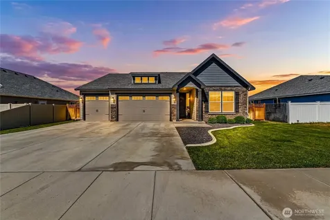 1001 Redmond Avenue Quincy WA 98848