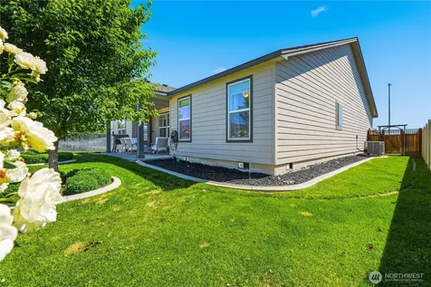 1001 Redmond Avenue Quincy WA 98848