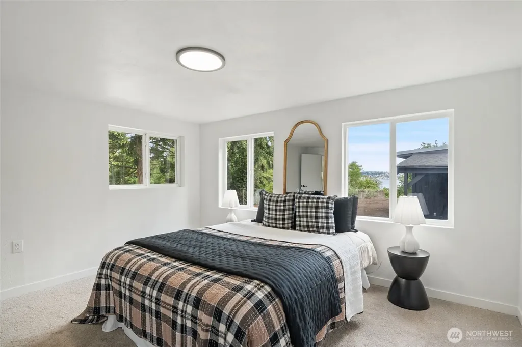 341 Maple Avenue Port Orchard WA 98366