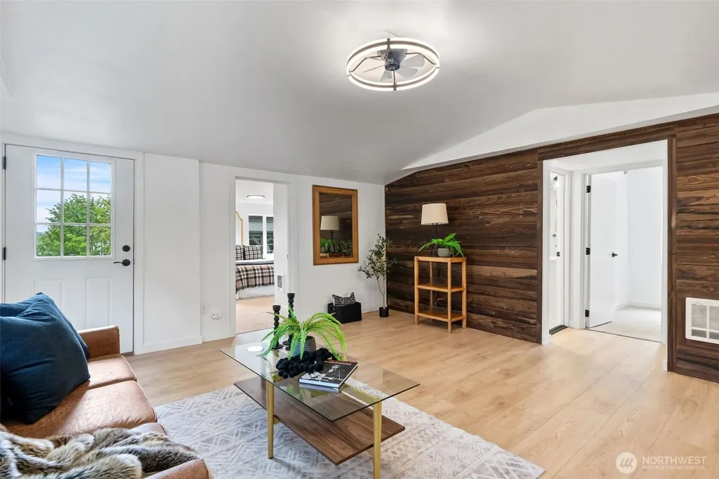 341 Maple Avenue Port Orchard WA 98366