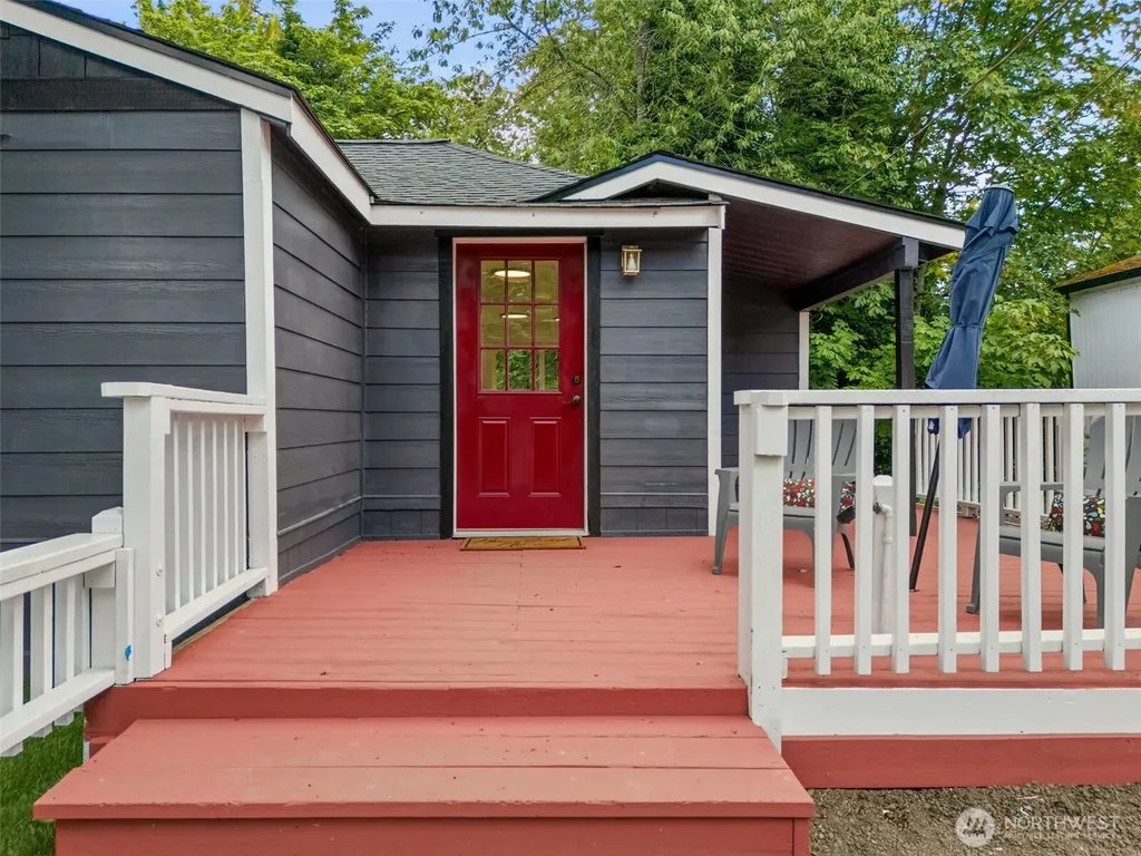 341 Maple Avenue Port Orchard WA 98366