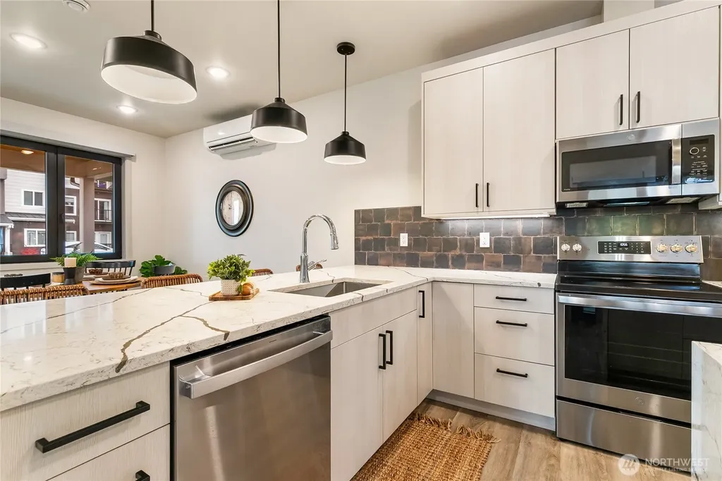 4260 Creston Way Bellingham WA 98226