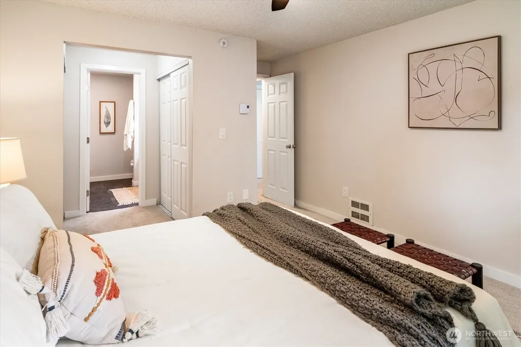 14222 61st Avenue SE Everett WA 98208