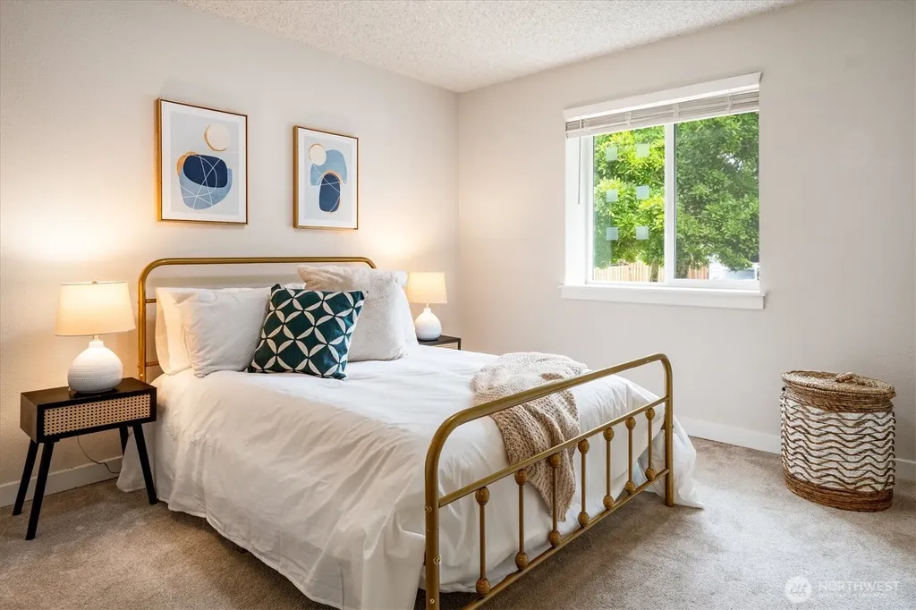 14222 61st Avenue SE Everett WA 98208