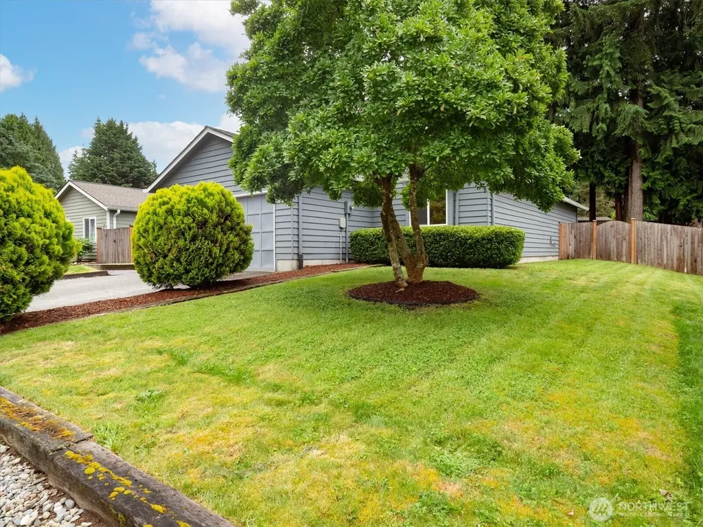 14222 61st Avenue SE Everett WA 98208