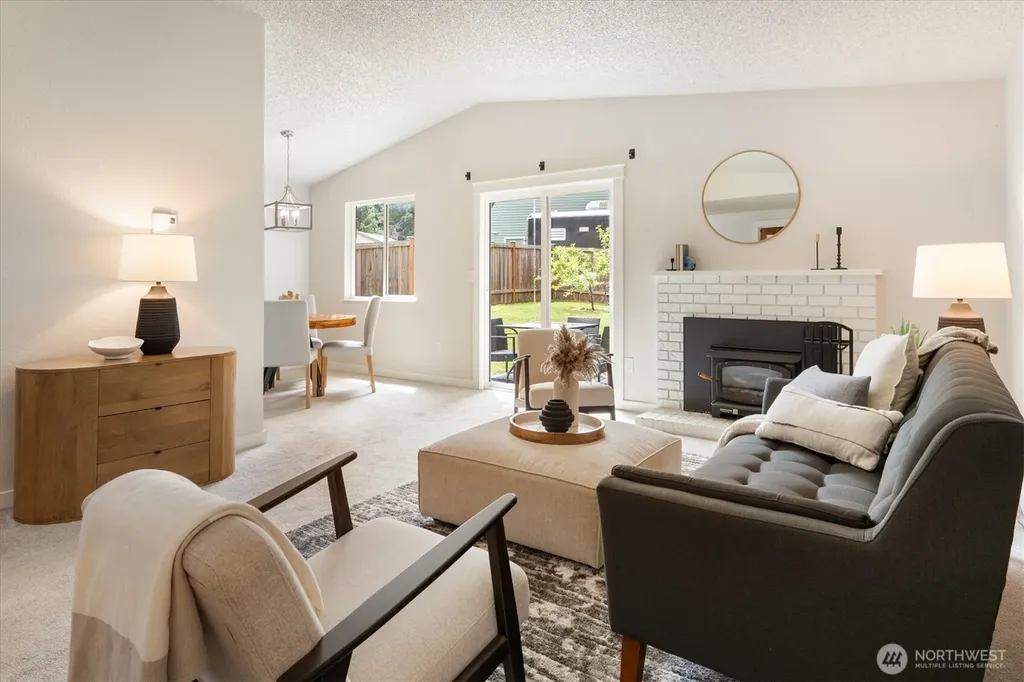 14222 61st Avenue SE Everett WA 98208