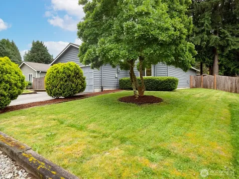 14222 61st Avenue SE Everett WA 98208