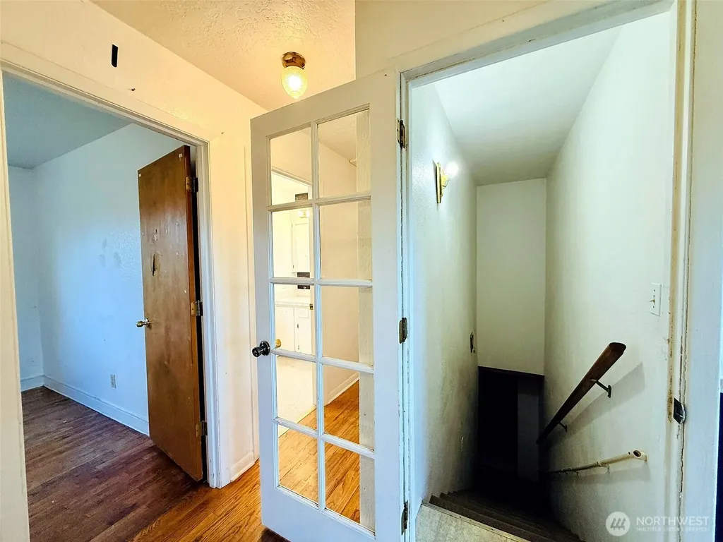 2827 Ocean Beach Highway Longview WA 98632