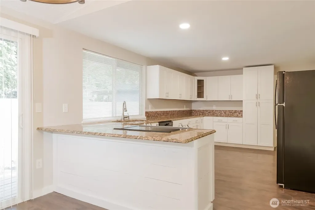 15623 90th Avenue Court E Puyallup WA 98375