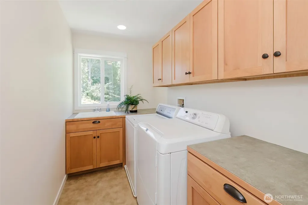 6840 NW Ranger Way Silverdale WA 98383