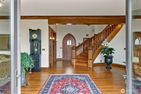 4725 W Mercer Way Mercer Island WA 98040