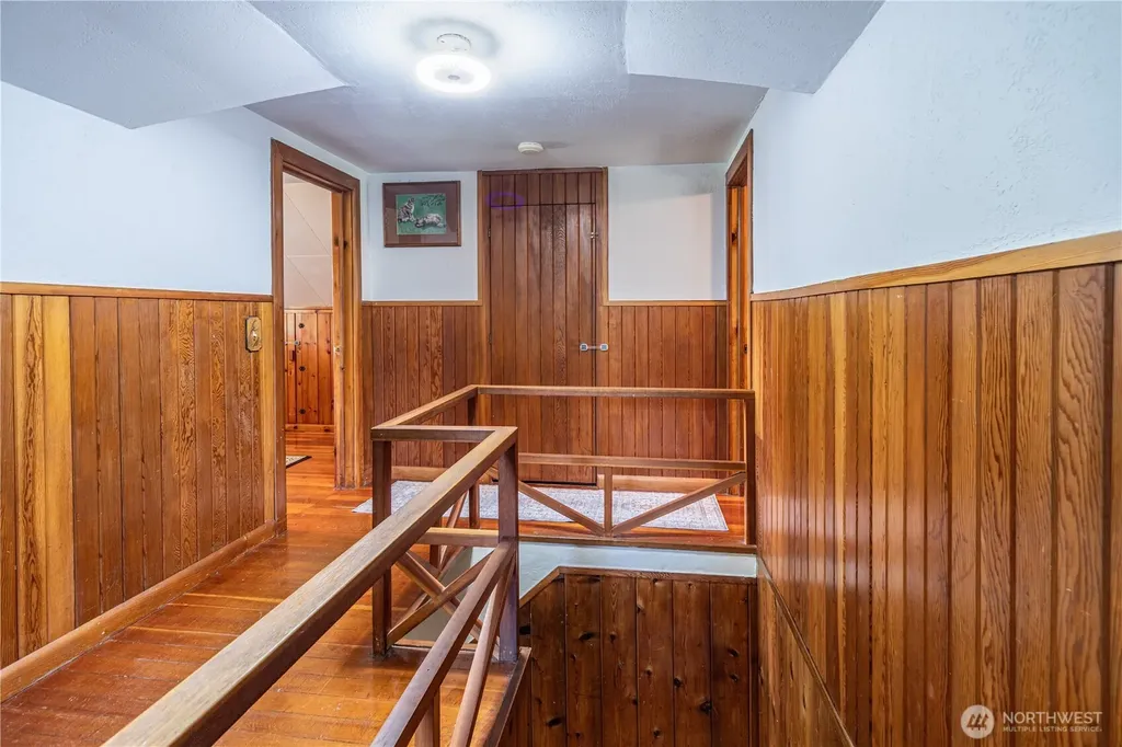 209 Tracy Avenue Port Orchard WA 98366
