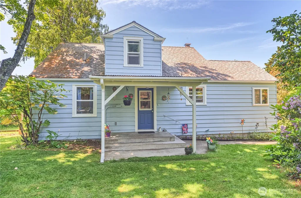 209 Tracy Avenue Port Orchard WA 98366