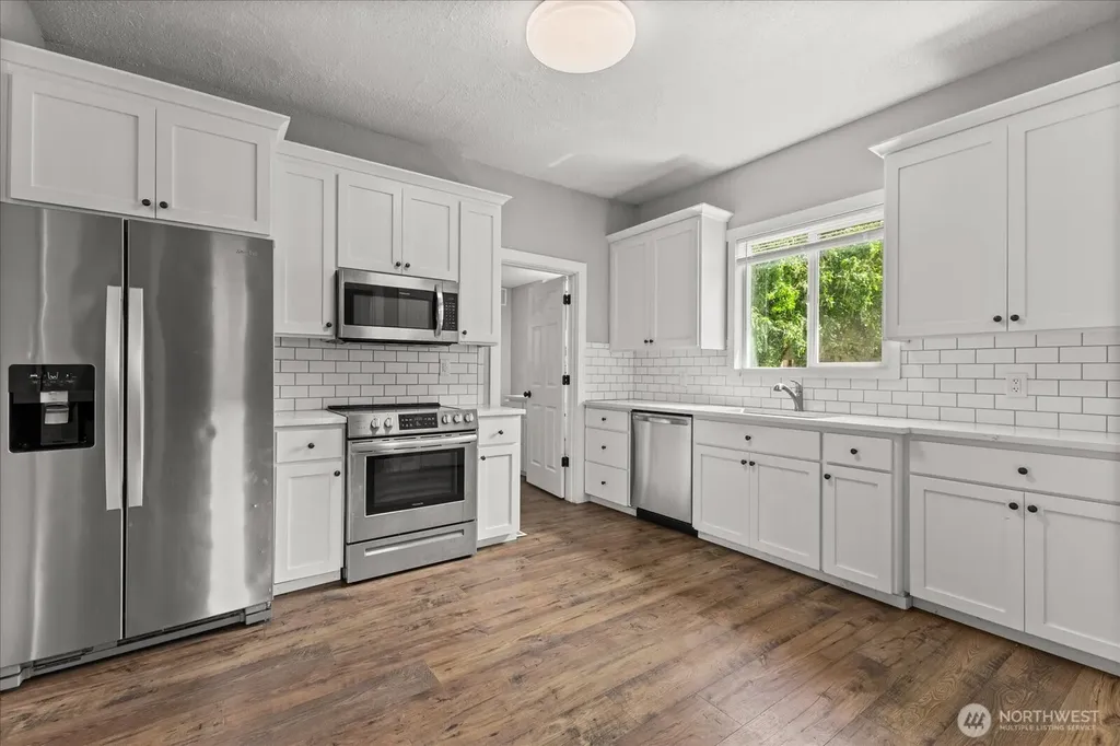 5319 S Oakes Street Tacoma WA 98409