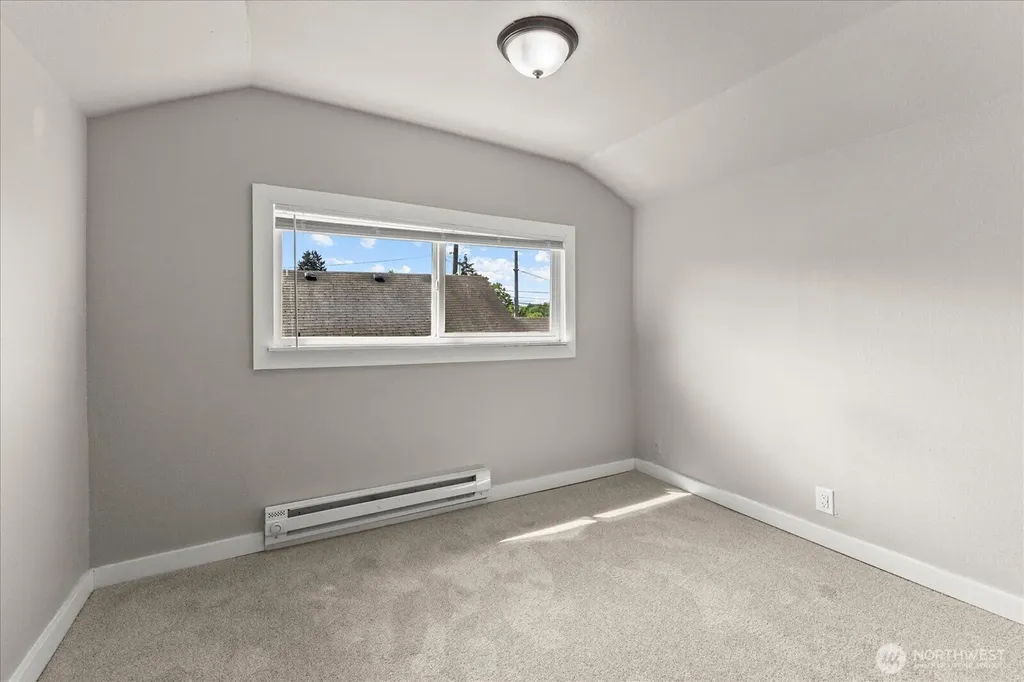 5319 S Oakes Street Tacoma WA 98409