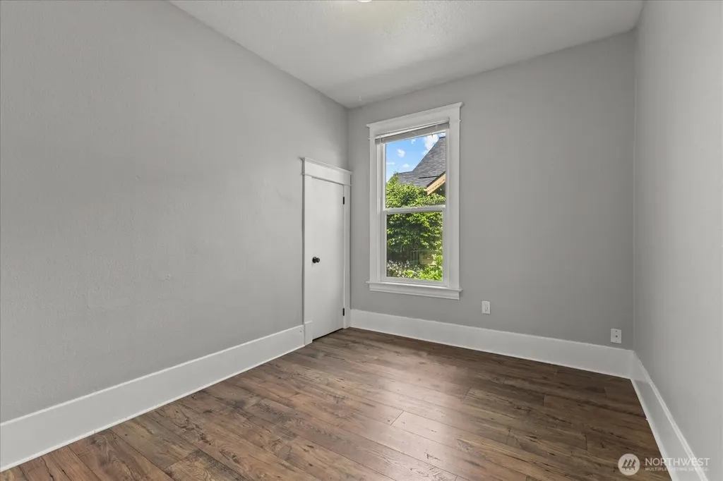 5319 S Oakes Street Tacoma WA 98409
