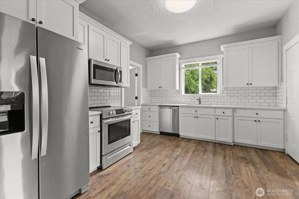 5319 S Oakes Street Tacoma WA 98409