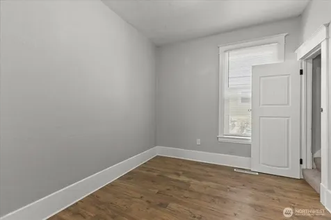 5319 S Oakes Street Tacoma WA 98409