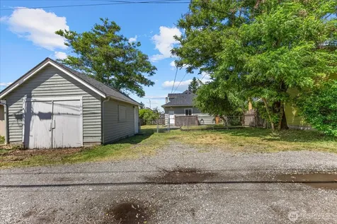 5319 S Oakes Street Tacoma WA 98409