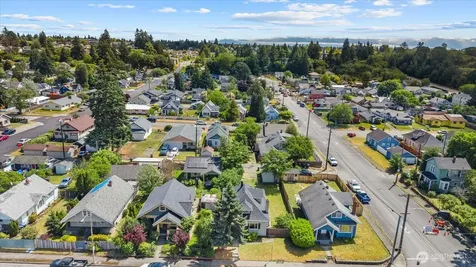 5319 S Oakes Street Tacoma WA 98409