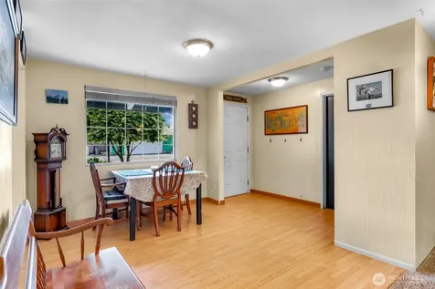 21711 Sterling Drive Sedro Woolley WA 98284