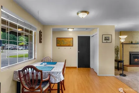 21711 Sterling Drive Sedro Woolley WA 98284