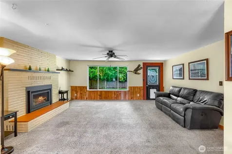 21711 Sterling Drive Sedro Woolley WA 98284