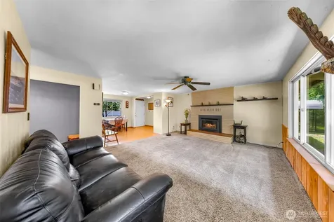 21711 Sterling Drive Sedro Woolley WA 98284