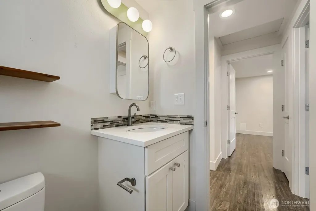 7650 S 113th Street Seattle WA 98178