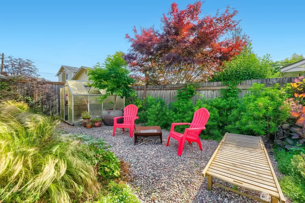 7650 S 113th Street Seattle WA 98178
