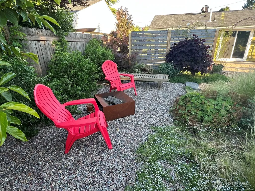 7650 S 113th Street Seattle WA 98178