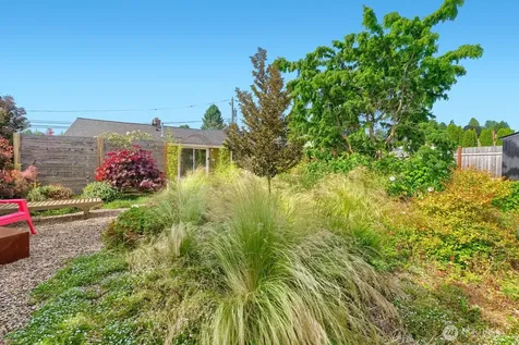7650 S 113th Street Seattle WA 98178
