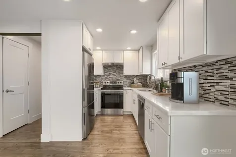 7650 S 113th Street Seattle WA 98178