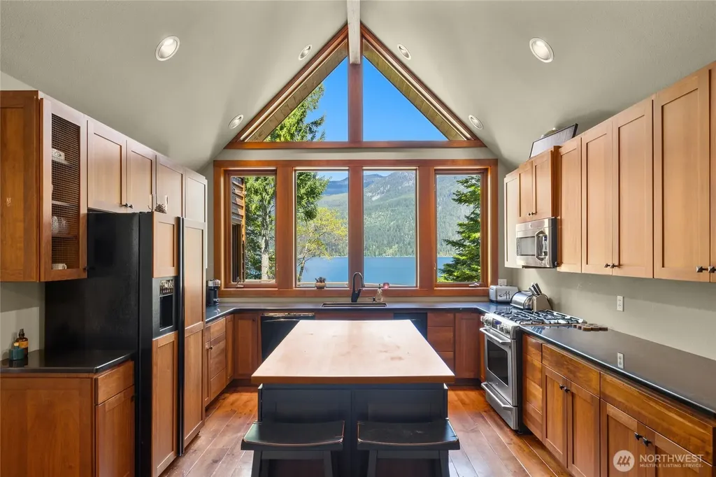 31 Brookside Court Easton WA 98925