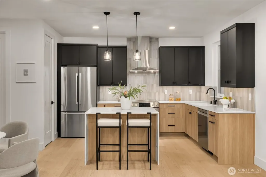 13811 84th Lane NE Kirkland WA 98034