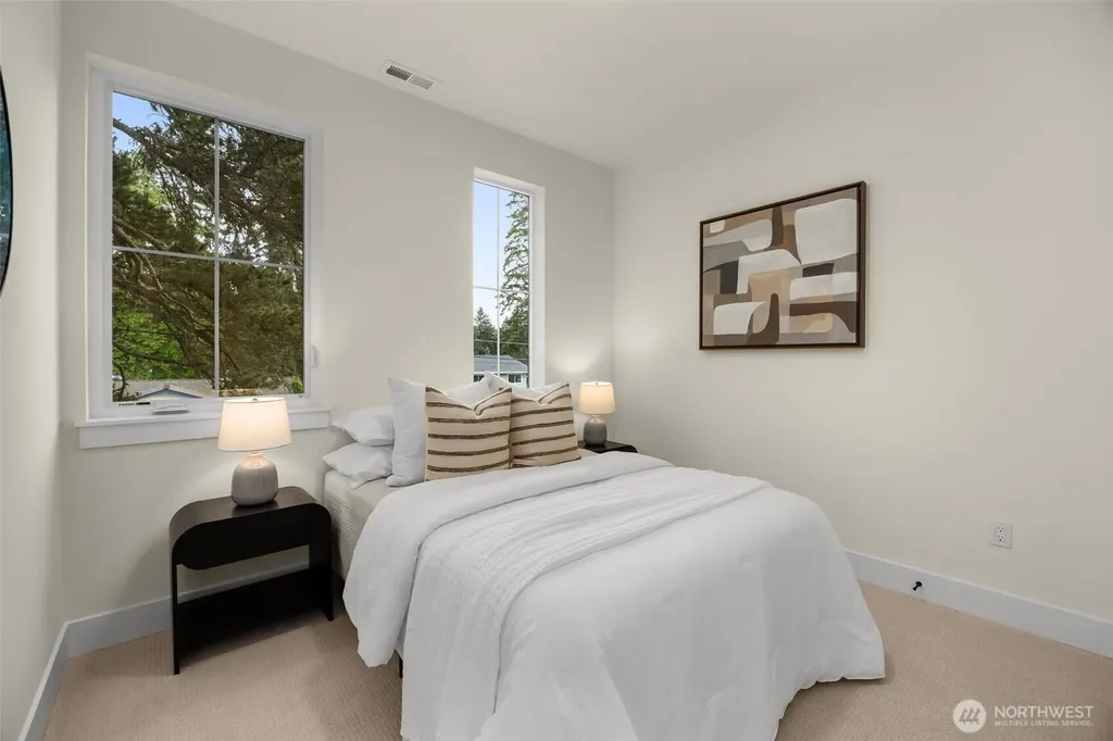 13811 84th Lane NE Kirkland WA 98034