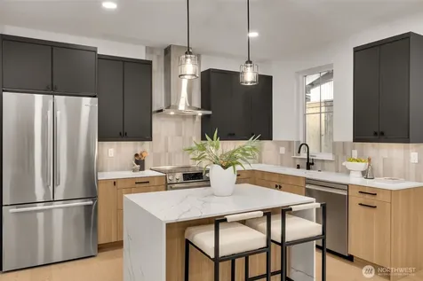 13811 84th Lane NE Kirkland WA 98034