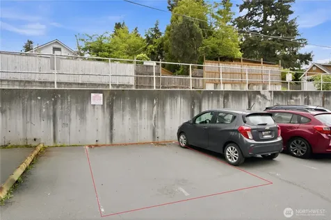 9558 Greenwood Avenue N Seattle WA 98103