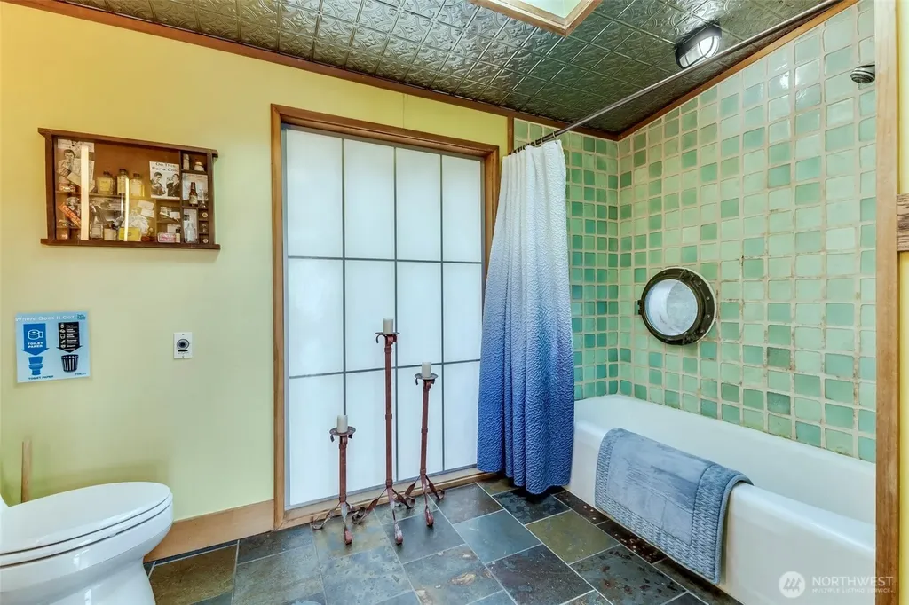 174 Sea Wind Lane SW Ocean Shores WA 98569