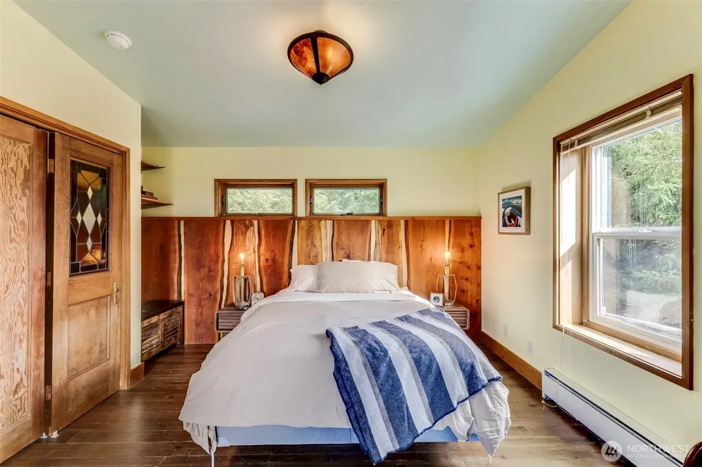 174 Sea Wind Lane SW Ocean Shores WA 98569