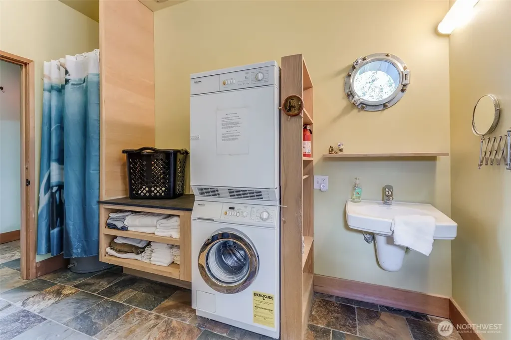 174 Sea Wind Lane SW Ocean Shores WA 98569
