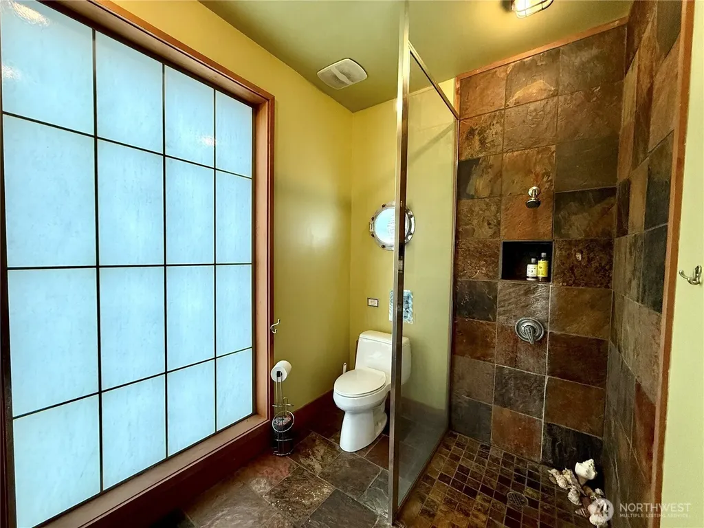 174 Sea Wind Lane SW Ocean Shores WA 98569
