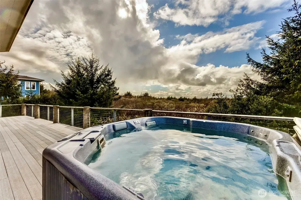 174 Sea Wind Lane SW Ocean Shores WA 98569
