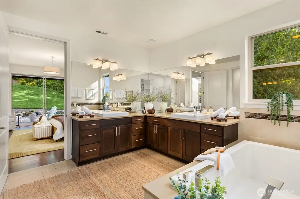 5740 Solana Lane NE Bainbridge Island WA 98110