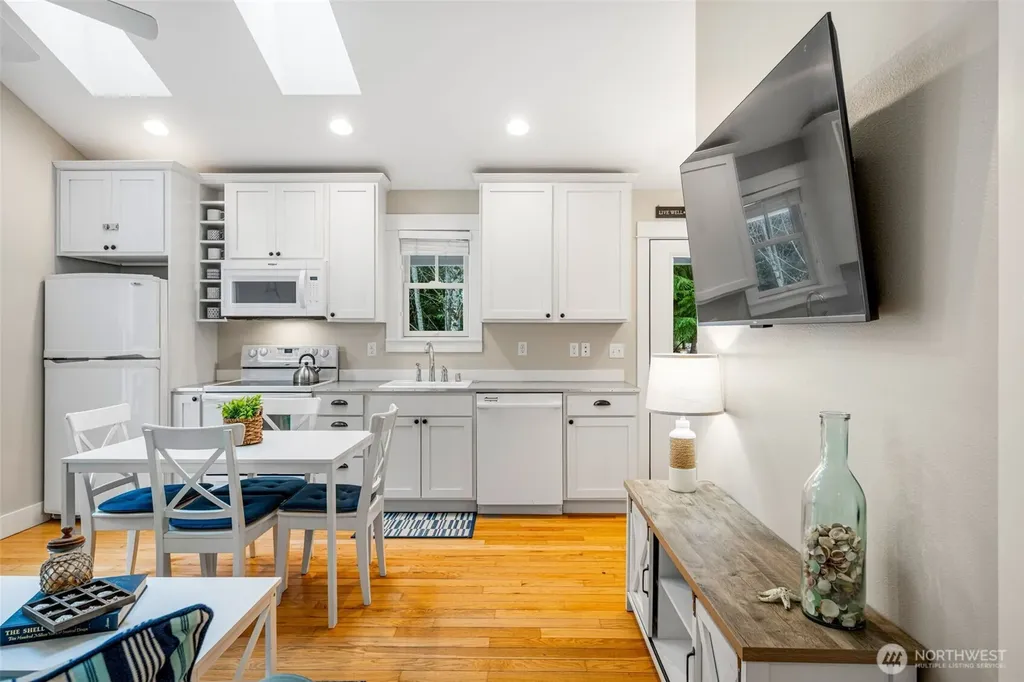 73 Lily Lane Pacific Beach WA 98571