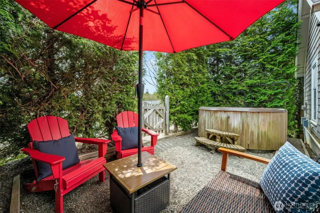 73 Lily Lane Pacific Beach WA 98571