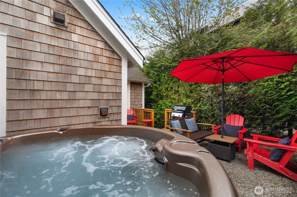 73 Lily Lane Pacific Beach WA 98571